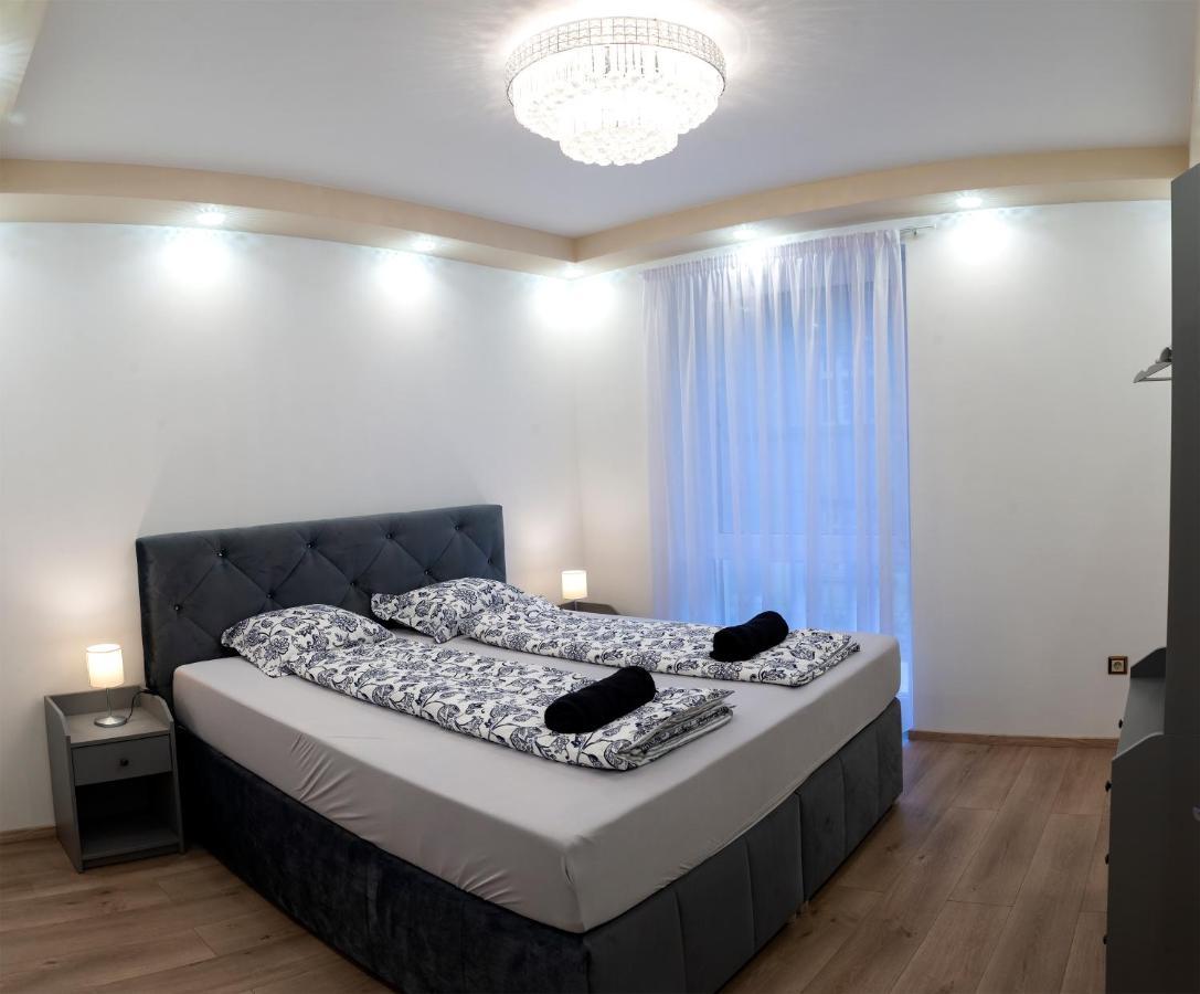 Dream Apartman 2 With Free Parking เยอร์ ภายนอก รูปภาพ